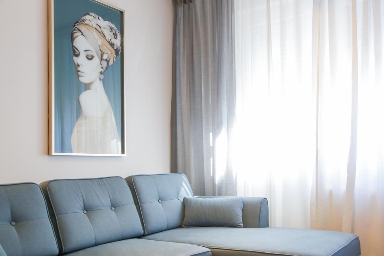Supernova City Center - Free Private Parking Novi Sad Luaran gambar